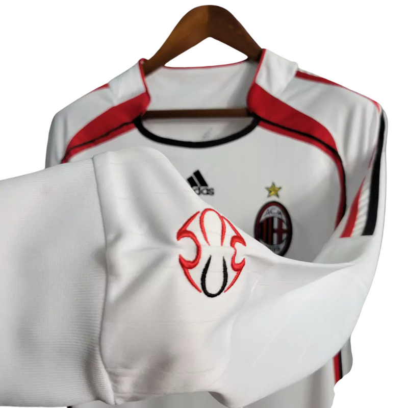 Camisa Retrô Milan II Away 2006/07 Manga Longa Masculino Branco - Rezenha 10 FC